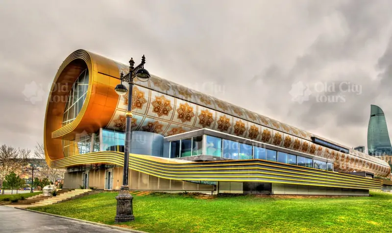 Baku Old and Modern City Tour: Top 30 Highlights in 4 Hours