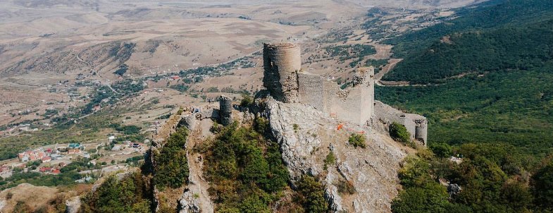 chiraq-qala-castle-azerbaijan